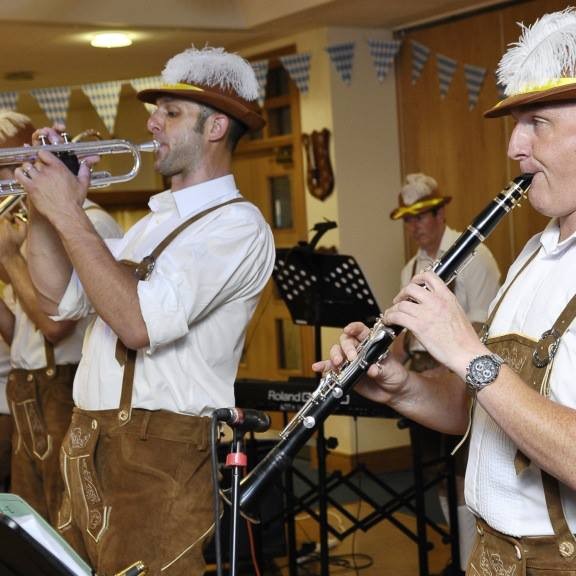 Glen Houston Entertainments Glen Houston Entertainments