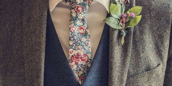 Grooms style, accessories